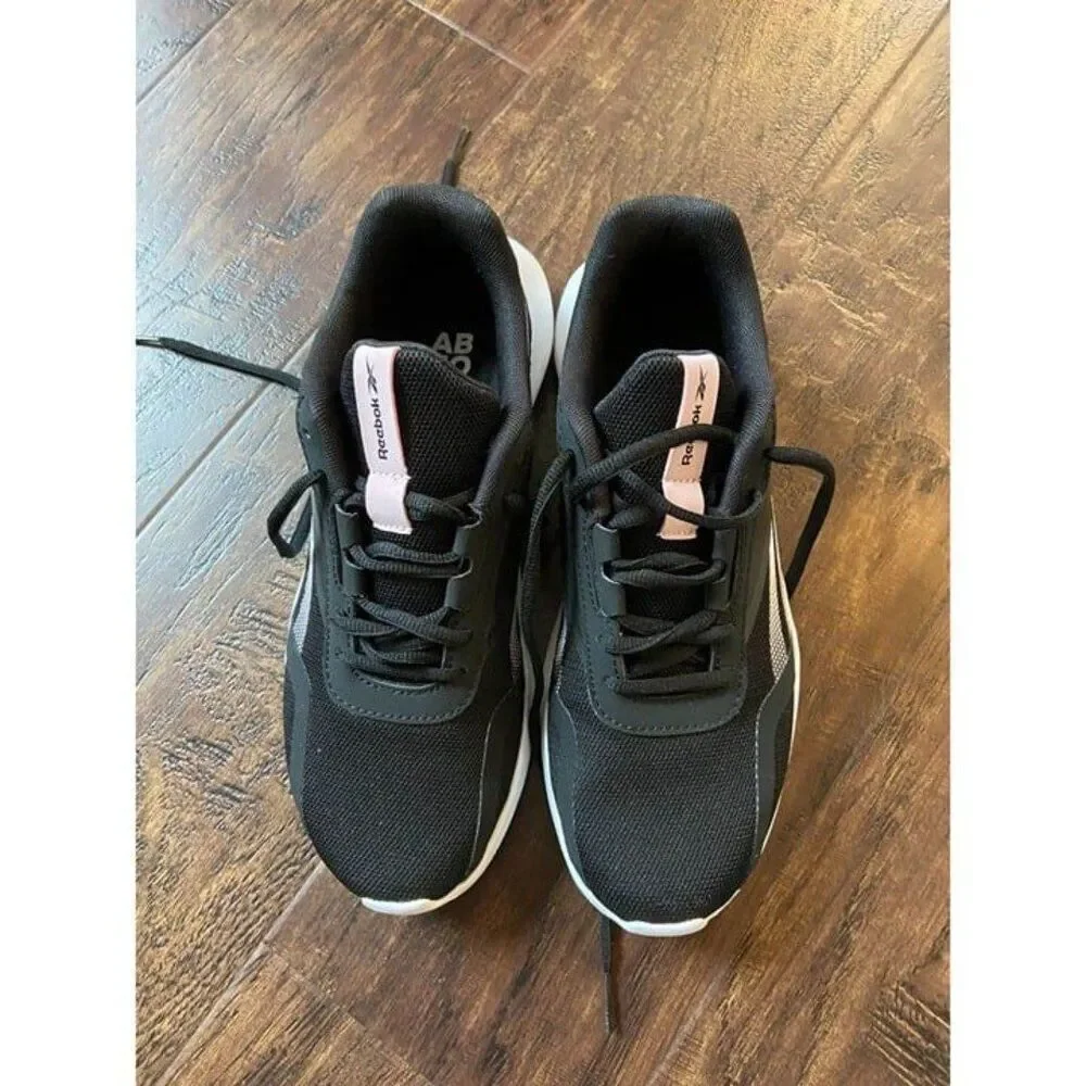Reebok Black Sneakers with fuel foam soles (Size 8)